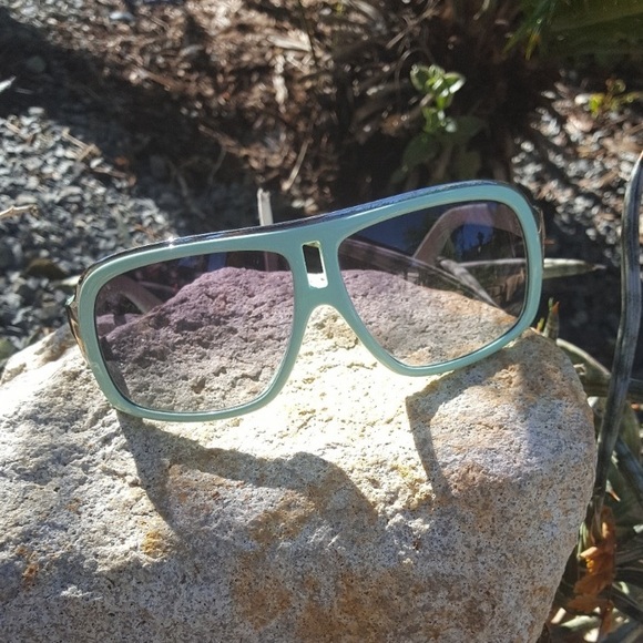 Rare Dragon GG Hamptons light teal grey gradient Sunglasses large frames - Picture 3 of 15